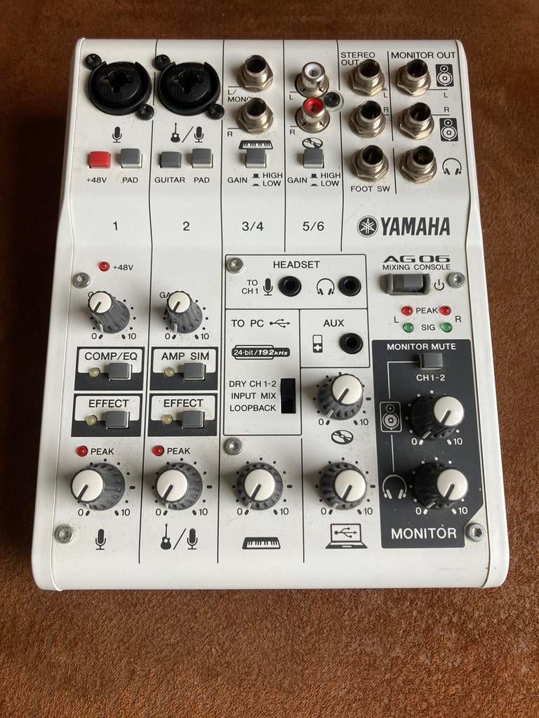 Yamaha AG06 podcast mixer in nieuwstaat, Ophalen of Verzenden, Zo goed als nieuw