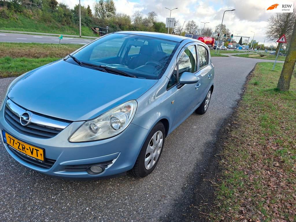 OPEL Corsa Een heel mooi met Cuis control, Voorwielaandrijving, Gebruikt, 4 cilinders, Traction-control