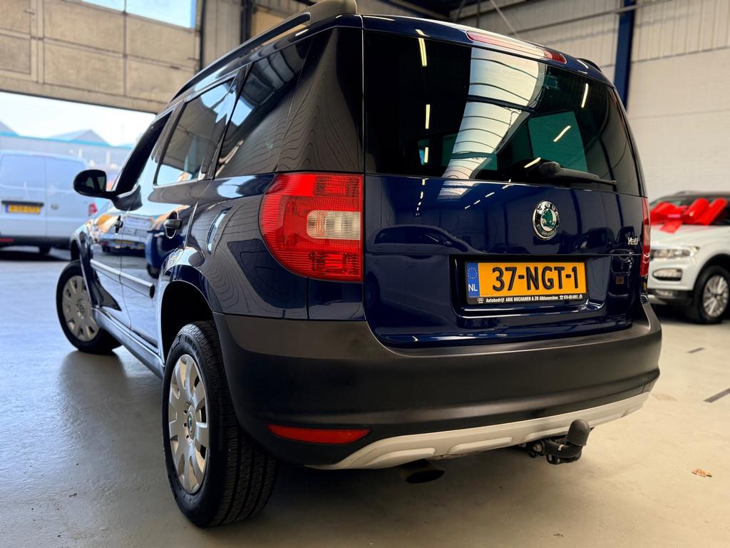 Skoda Yeti 1.2 TSI Active Plus, Euro 5, Stof, Gebruikt, Zwart