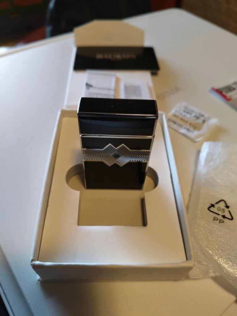 Balmain gas-lighter, Verzamelen, Ophalen of Verzenden, Nieuw, Aansteker