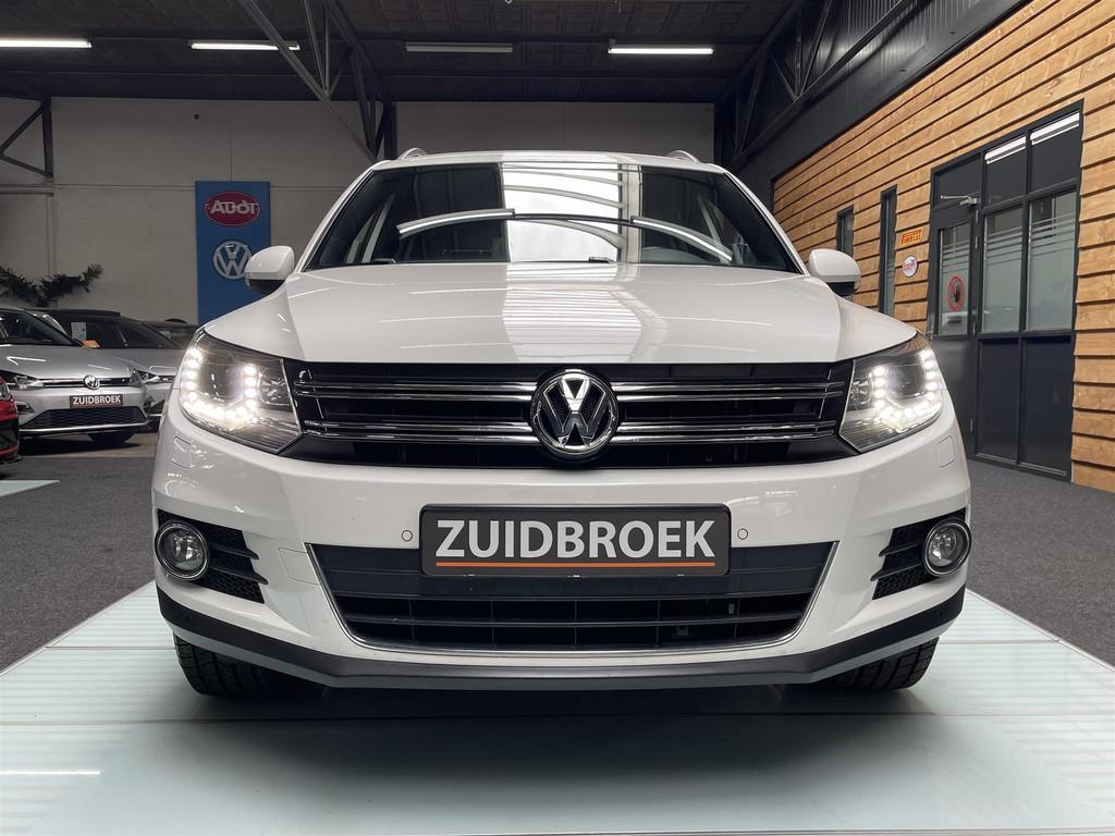 Volkswagen Tiguan 1.4 TSI 122PK Xenon Clima Navi (bj 2013), Gebruikt, 4 cilinders, Origineel Nederlands, Bedrijf