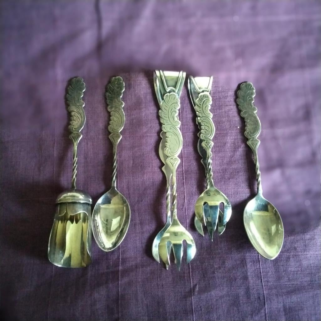 Verzilverde set paardehoofd hanekam, Ophalen of Verzenden