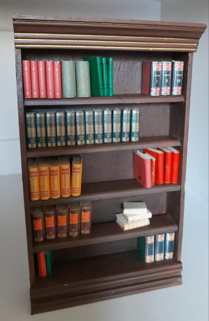 Miniatuur boekenkast met boeken 1:12, Ophalen of Verzenden, Zo goed als nieuw, Decoratie
