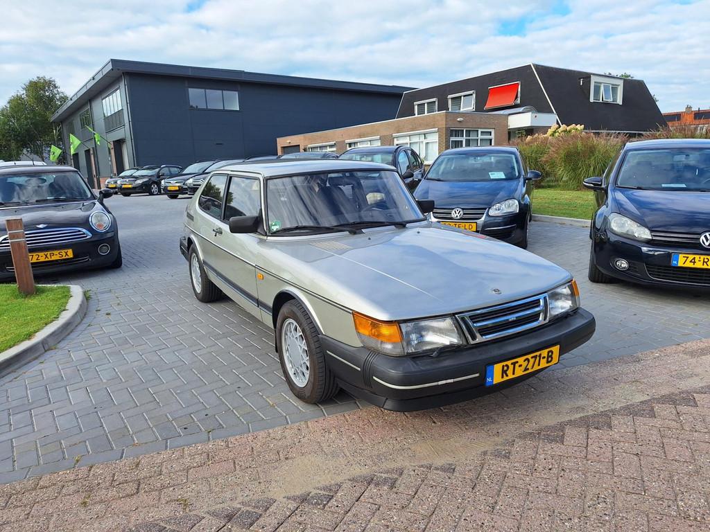 Saab 900 Classic 2.0 GL / LPG G3 / APK augustus 2027, Metallic lak, Gebruikt, 4 cilinders, Handgeschakeld