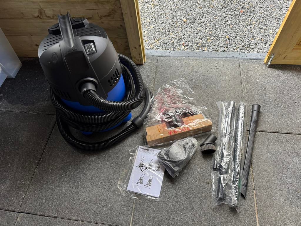 Nilfisk auto stofzuiger, Ophalen