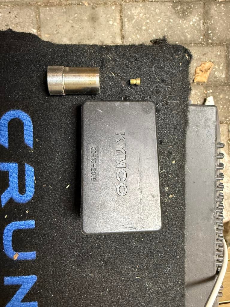 Kymco like tt 25km cdi, Fietsen en Brommers, Scooters | Kymco, Ophalen of Verzenden, Zo goed als nieuw