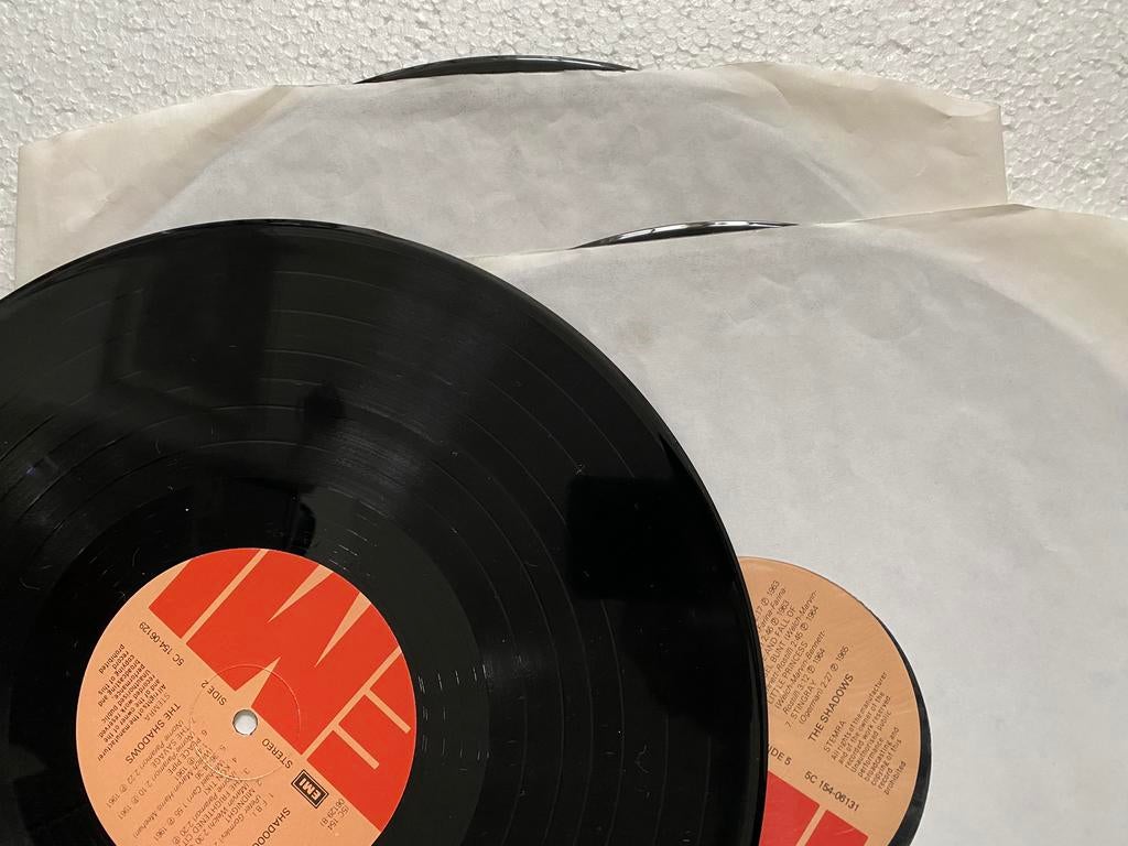 LP box van The Shadows - Shadoogie, Ophalen of Verzenden, Gebruikt, 12 inch, Poprock