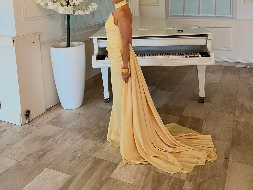 Gele Galajurk Maat 38 - Abiye Avondjurk, Kleding | Dames, Jurken, Maat 38/40 (M), Geel, Ophalen of Verzenden, Zo goed als nieuw