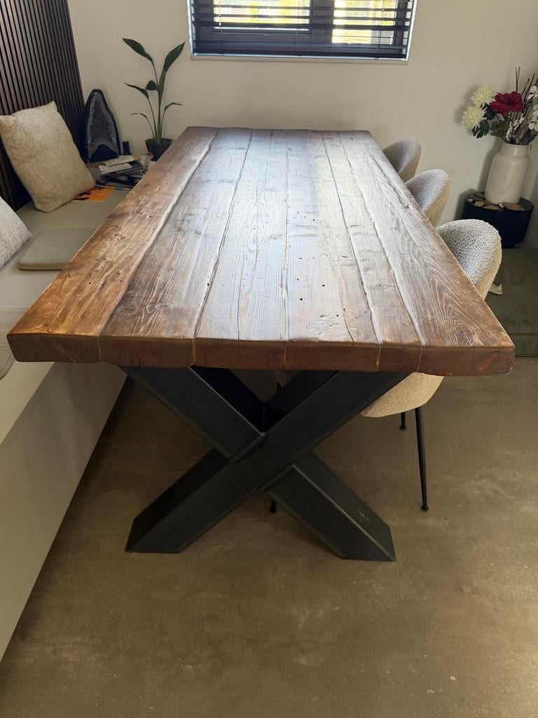Eikenhouten eettafel met metalen onderstel, Ophalen, Gebruikt, Eikenhout, 50 tot 100 cm