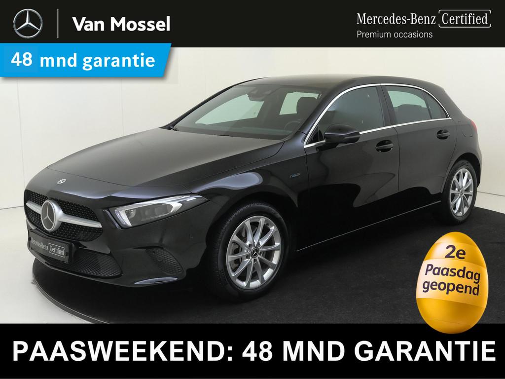 Mercedes-Benz A-klasse 250 e Premium /Distronic /360 Camera, Stof, Gebruikt, 4 cilinders, 16 kWh
