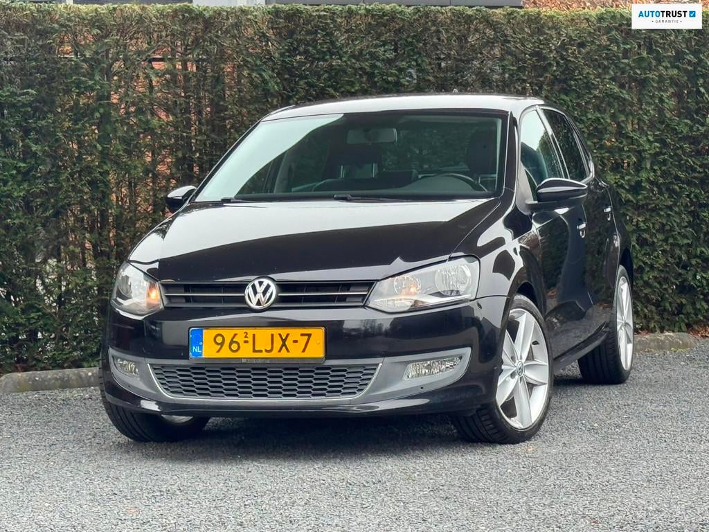 Volkswagen Polo 1.4-16V Highline/PDC/STOELVERW/CRUISE/NWE AP, Voorwielaandrijving, 86 pk, 4 cilinders, Zwart