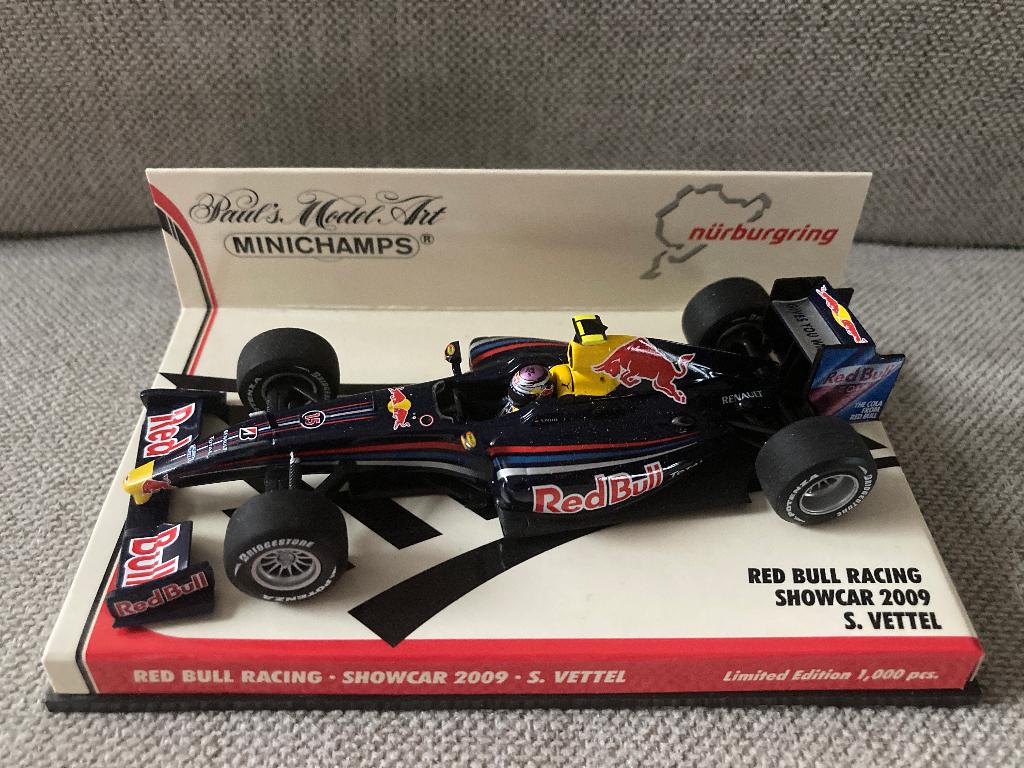 ✅ Sebastian Vettel 1:43 Showcar 2009 Red Bull Racing RB5 F1, Ophalen of Verzenden, Nieuw, Formule 1