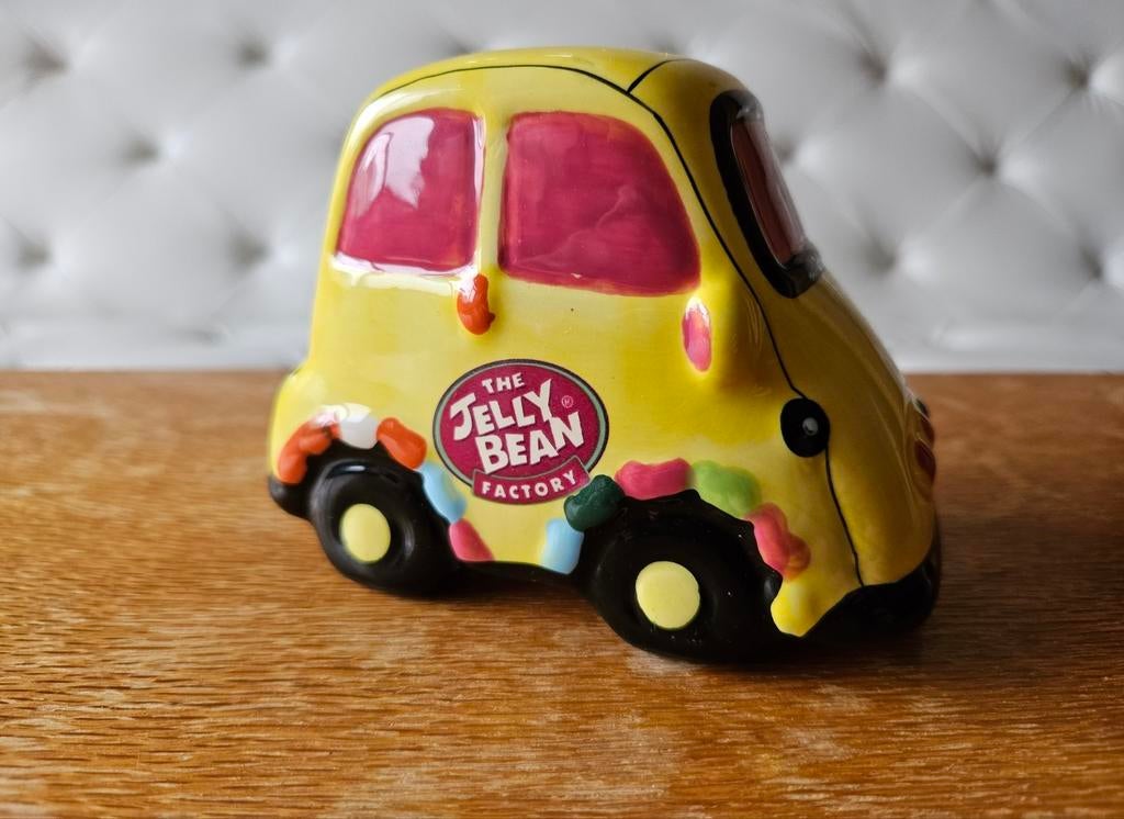 Auto spaarpot van The Jelly Bean Factory, Ophalen of Verzenden, Gebruikt, Steen, Aardewerk of Keramiek, Vervoermiddel