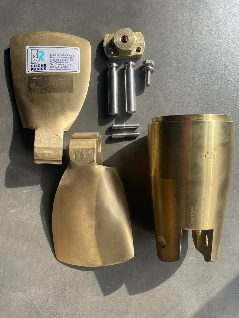 Radice 2 blads bronzen klapschroef 13x8, Ophalen of Verzenden, Nieuw, Motor en Techniek, Zeilboot