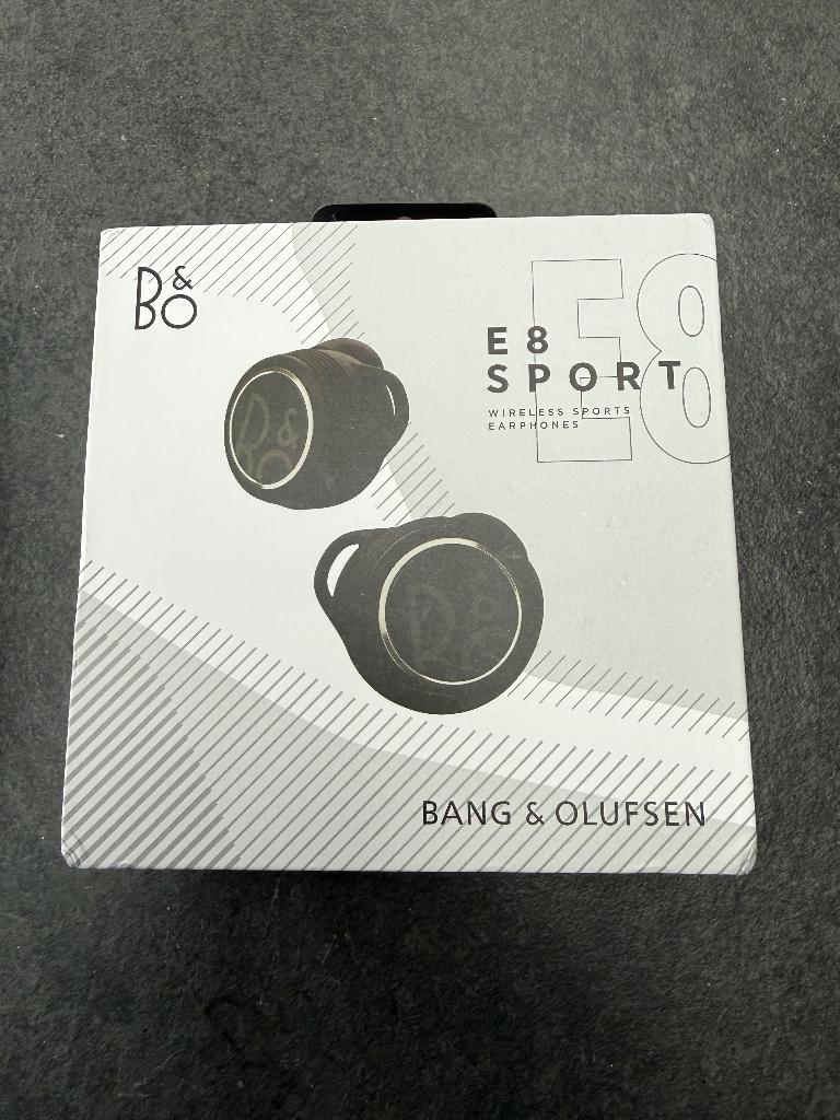 Tk: Bang & Olufsen E8 Sport slechts 1 keer gebruikt, Ophalen of Verzenden, Zo goed als nieuw, Overige merken, Bluetooth