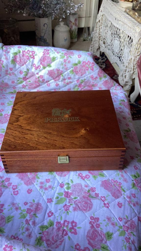 Thee kist, Verzenden, Zo goed als nieuw, Overige stijlen, Overige typen