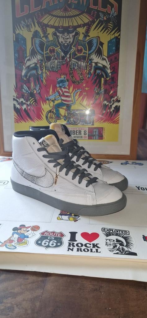 Nike Blazer 77 50 Years of Hip Hop editie maat 44, Kleding | Heren, Wit, Nike, Nieuw, Ophalen of Verzenden
