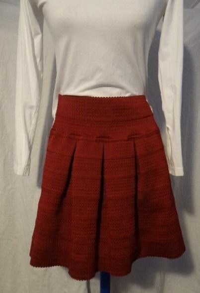 Leuk rood CHERRY KOKO rokje, Ophalen, Maat 36 (S), Cherry koko, Gedragen