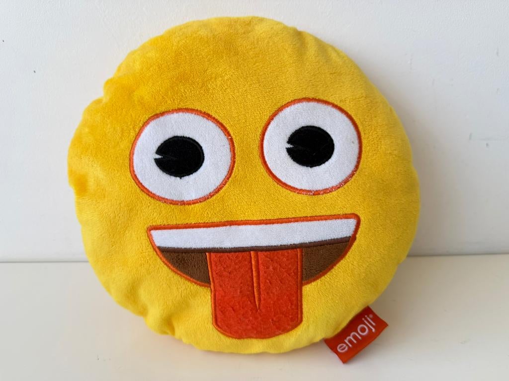 Knuffel rond kussen Smiley uitstekende tong 30 cm / Emoji, Kinderen en Baby's, Speelgoed | Knuffels en Pluche, Ophalen of Verzenden