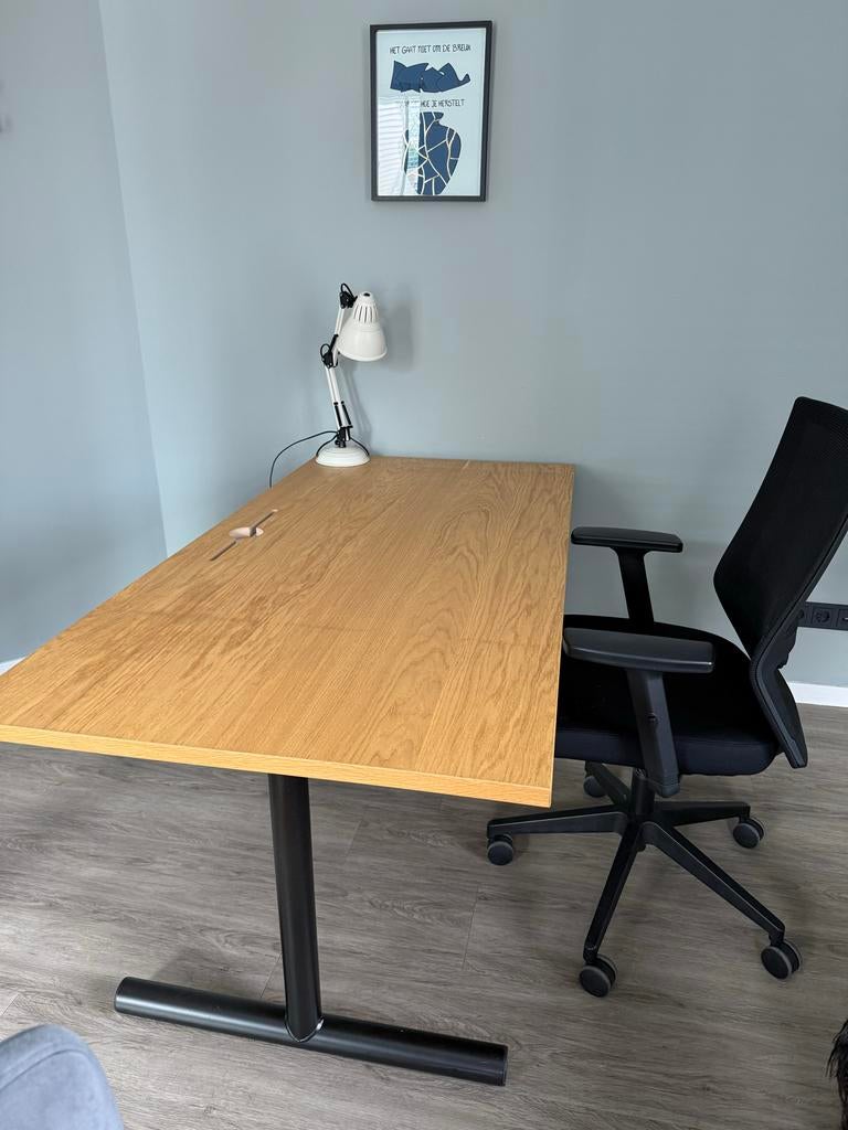 Design bureau WeWorks eikenfineer 160x80x74, Huis en Inrichting, Bureaus, Zo goed als nieuw, Overige typen, Overige merken, Modern