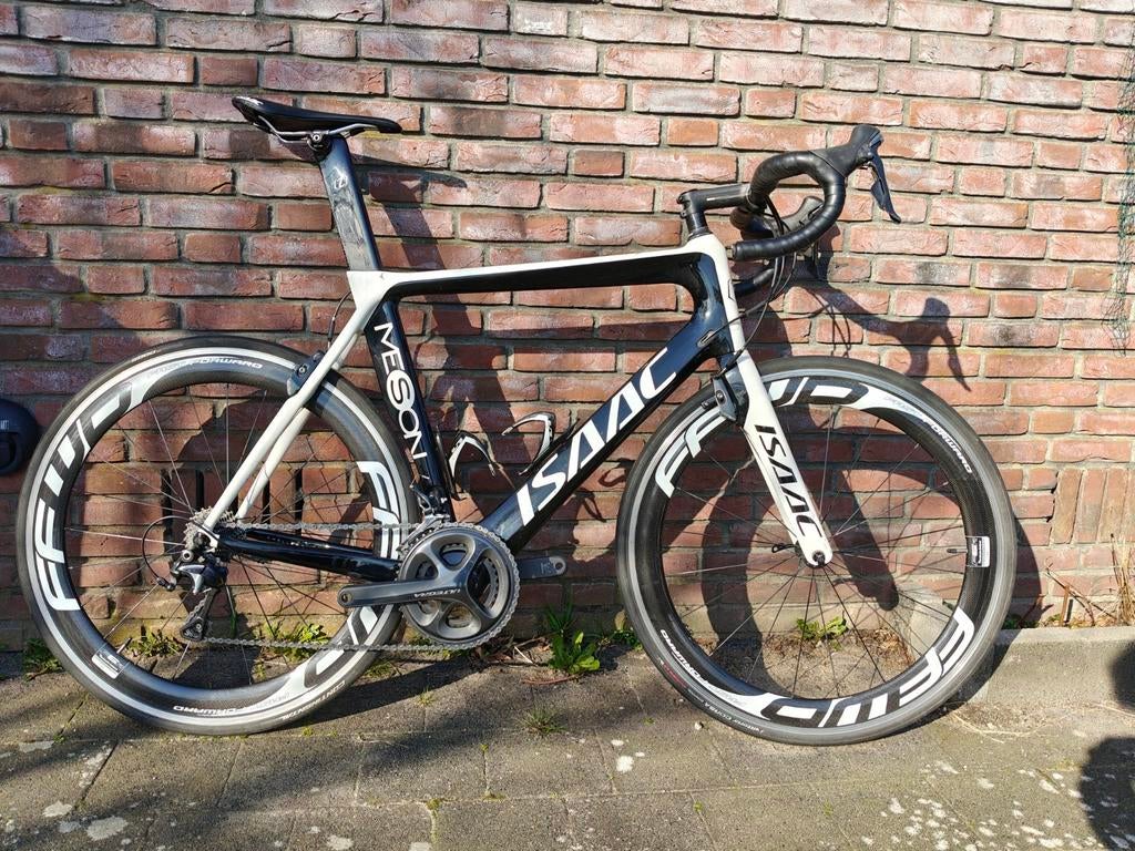 Isaac Meson  - Frame 61 + extra wielset, 28 inch, Gebruikt, Carbon, 10 tot 15 versnellingen