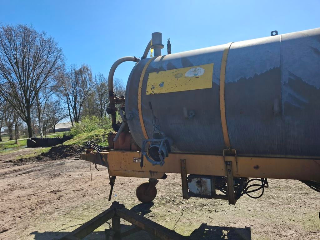 Veenhuis  met  bemester