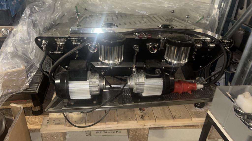 KEES VAN DER WESTEN – SPIRIT, Ophalen, Espresso apparaat