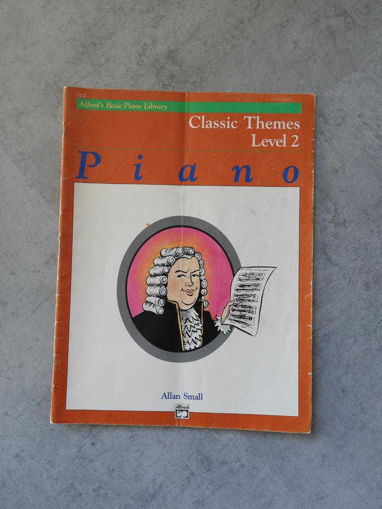Alfred's basic piano library Classic themes, level 2, Klassiek, Les of Cursus, Ophalen of Verzenden, Zo goed als nieuw