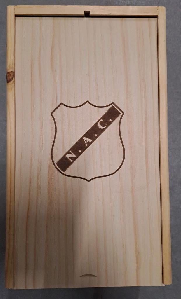 NAC wijnkistje, Huis en Inrichting, Woonaccessoires | Kisten, Ophalen of Verzenden