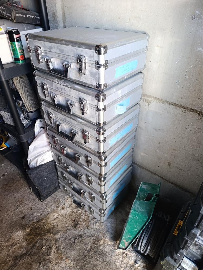 7 Koffers met Raammonsters / Profielen te Koop, Ophalen, Krat, Minder dan 35 cm