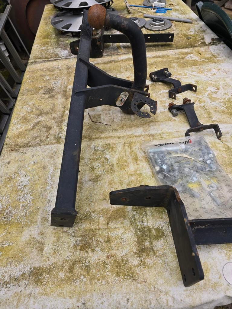 BOSAL  Trekhaak Mercedes S211 Station E.klasse vanaf 2003, Auto-onderdelen, Trekhaken, Ophalen, Gebruikt