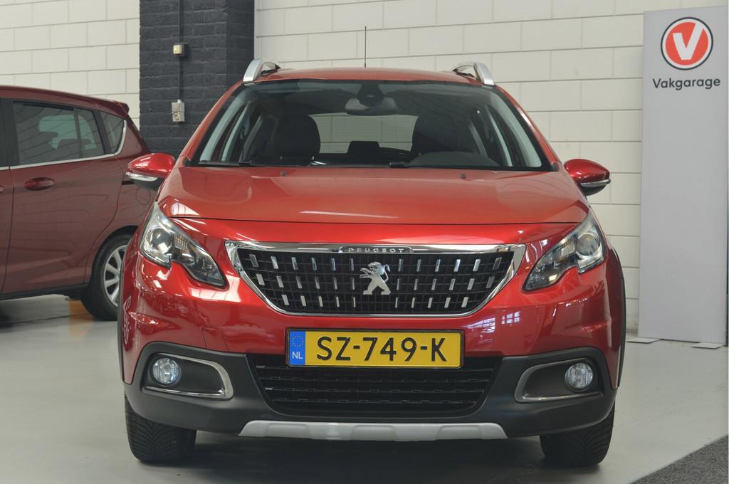 Peugeot 2008 1.2 PureTech Allure / AUTOMAAT // 105.000 km //, Euro 6, 1199 cc, Parkeersensor, 610 kg