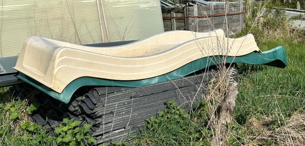 Gratis afhalen: 2 glijbanen, Ophalen, Gebruikt, Glijbaan