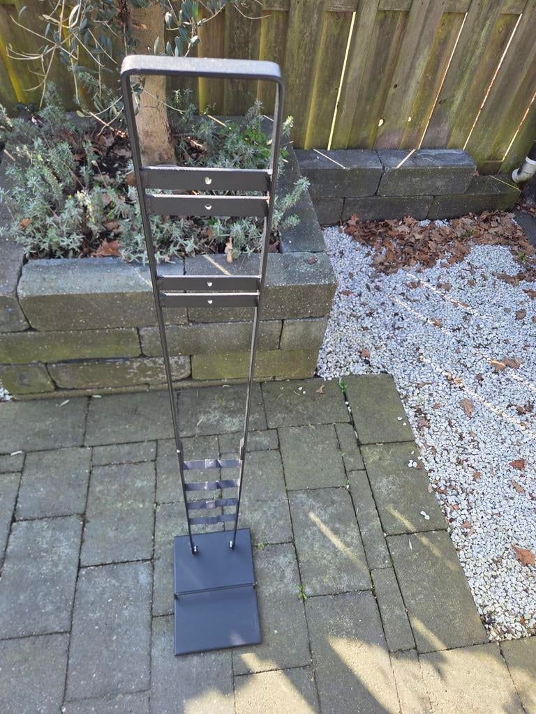 Dyson stofzuigerstandaard, Witgoed en Apparatuur, Stofzuigers, Ophalen of Verzenden, Zo goed als nieuw