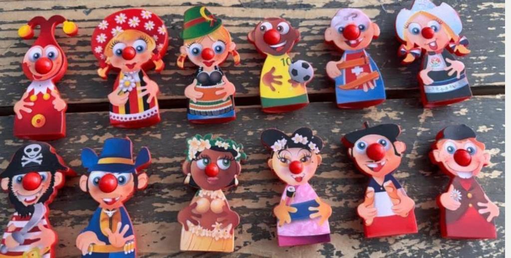 12 Vingerpopjes - Carnaval Festival Efteling, Verzamelen, Efteling, Ophalen of Verzenden, Zo goed als nieuw, Beeldje of Poppetje