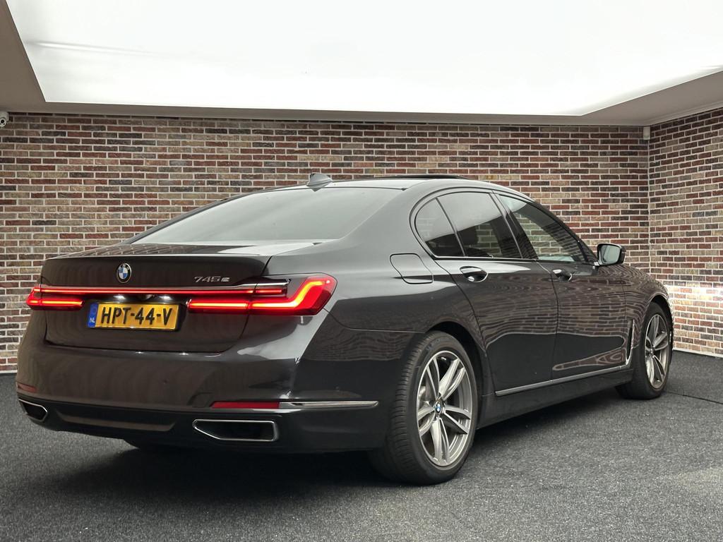BMW 7-serie 745e Hybrid HEADUP MASSAGE H&K SFEER DAK VIRTUAL, Achterwielaandrijving, Gebruikt, Bedrijf, Hybride Elektrisch/Benzine