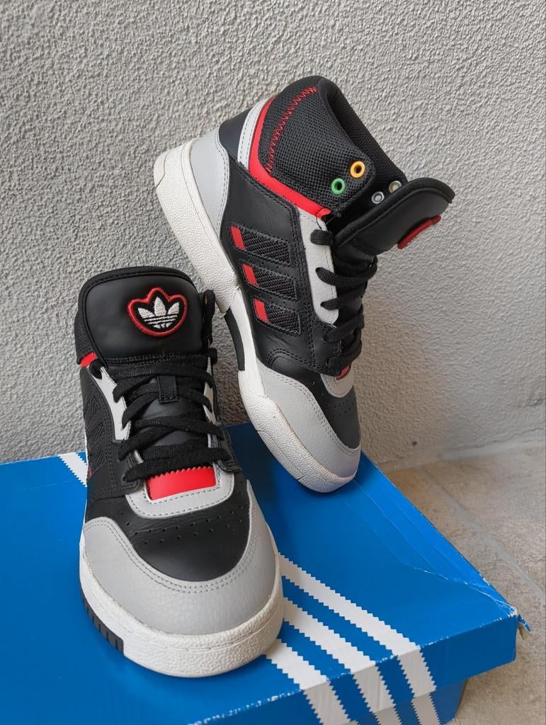 Adidas sneakers drop step 3 mt 371/3 zwart met rood en grijs, Adidas, Zwart, Nieuw, Ophalen of Verzenden