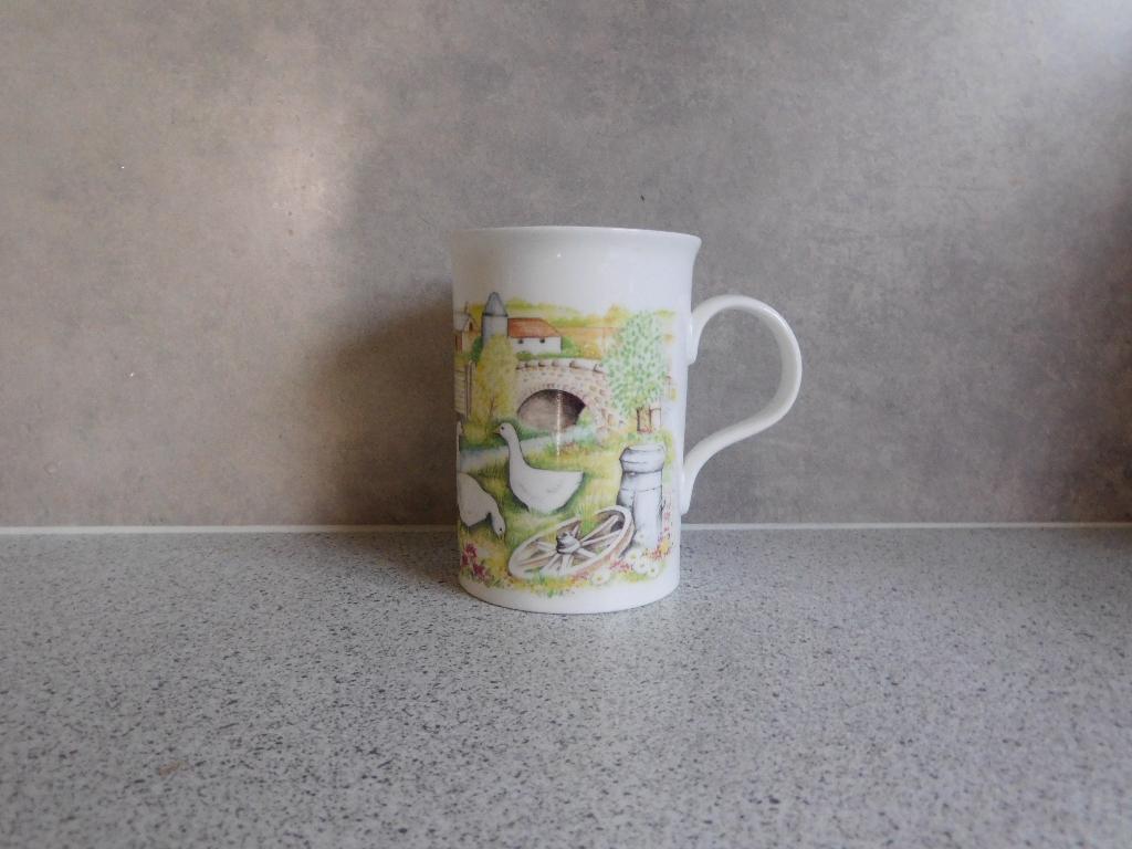 Mok Fine Bone China Gans Schaap Whisper Lane, Huis en Inrichting, Keuken | Servies, Ophalen of Verzenden, Zo goed als nieuw, Overige stijlen