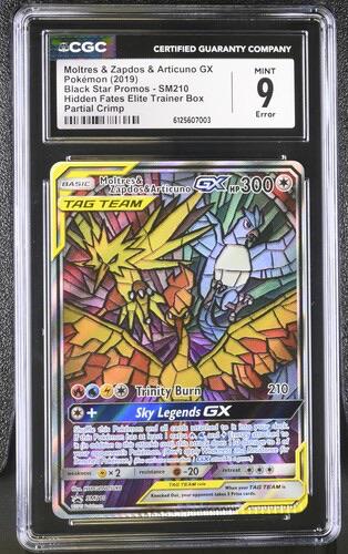 CRIMP ERROR  - Zapdos & Moltres & Articuno CGC 9, Hobby en Vrije tijd, Verzamelkaartspellen | Pokémon, Ophalen of Verzenden, Zo goed als nieuw