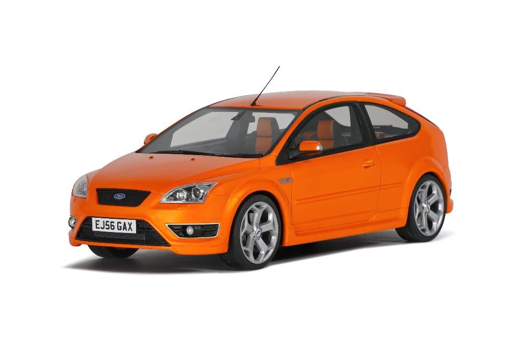 OttoMobile 1:18 Ford Focus MK 2 ST 2.5 Electric oranje RHD, Hobby en Vrije tijd, Modelauto's | 1:18, OttOMobile, Nieuw, Ophalen of Verzenden
