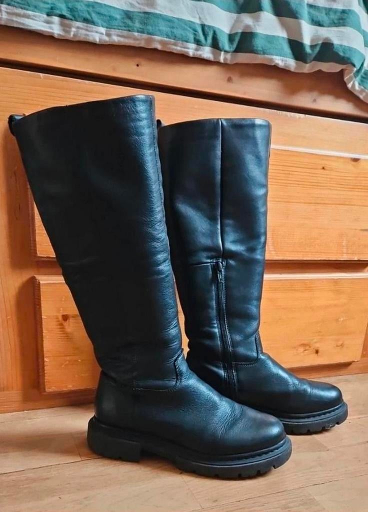 Zwarte leren laarzen - Maat 37, Kleding | Dames, Schoenen, Hoge laarzen, Zwart, Ophalen of Verzenden, Onbekend