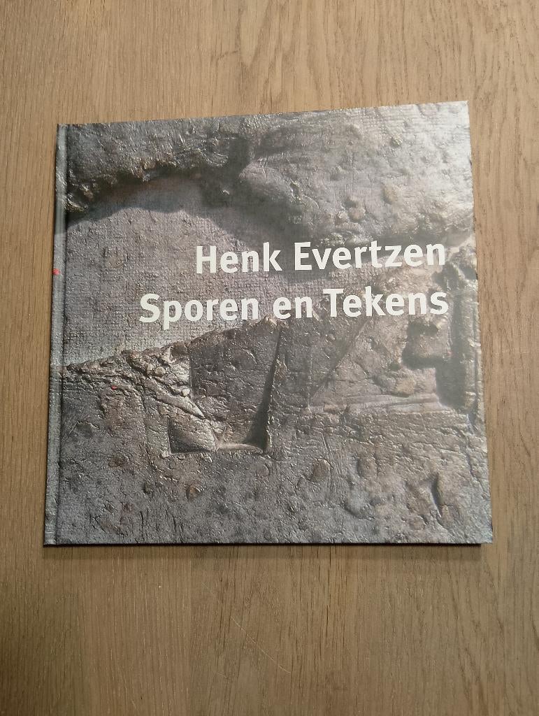 HENK EVERTZEN Sporen en Tekens, Ophalen of Verzenden, Zo goed als nieuw, Overige onderwerpen