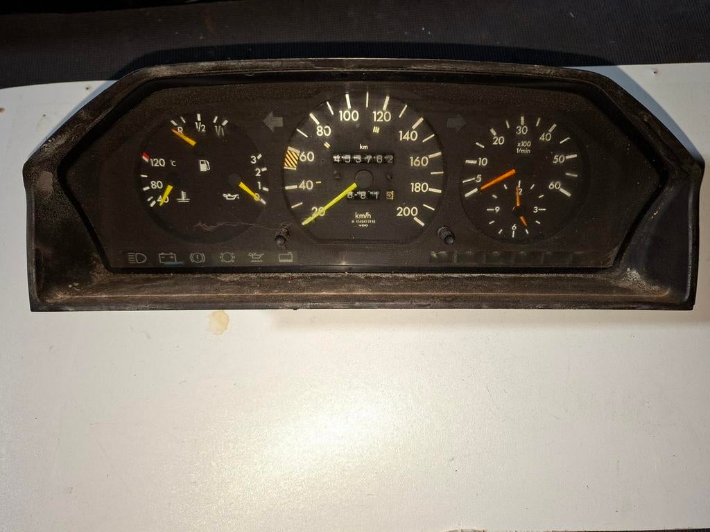 Mercedes W124 tellerklok 200 D – VDO – 200 km/h – 1245438622, Auto-onderdelen, Ophalen of Verzenden, Mercedes-Benz