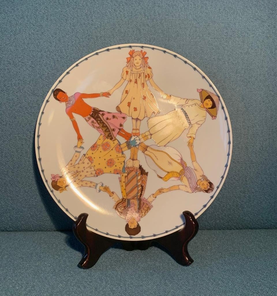 Villeroy & Boch Unicef wandbord uit 1979, Antiek en Kunst, Antiek | Wandborden en Tegels, Ophalen of Verzenden