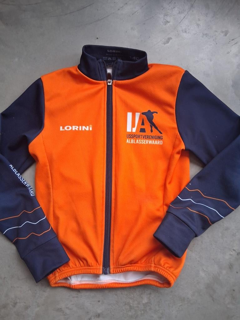 Gezocht: IJA Lorini Trainingsjasje Maat 152, Ophalen of Verzenden, Zo goed als nieuw, Jongen of Meisje, Jas