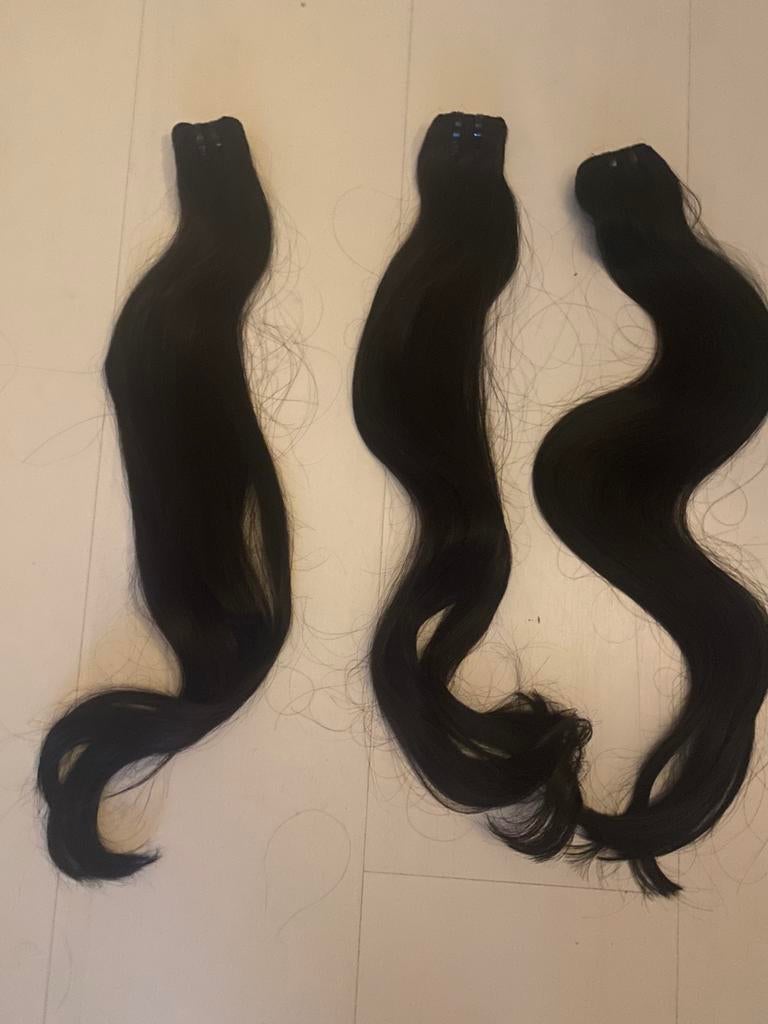 Weave wig pruik 3 bundels van 22 inch, Ophalen of Verzenden, Zo goed als nieuw, Minder dan 100 cm