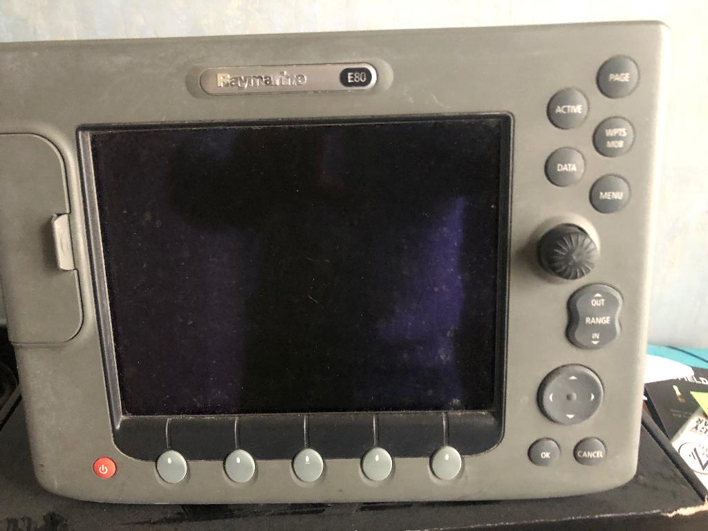 Raymarine e80, Ophalen of Verzenden, Zo goed als nieuw, Kaartplotter of Fish Finder