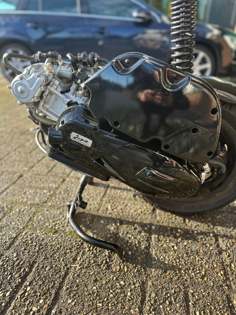 Vespa gts 125 iget blok, Ophalen, Zo goed als nieuw, Blok, Piaggio