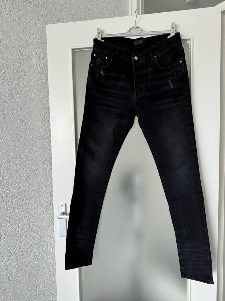 Bijna nieuwe spijkerbroek van amiri, Ophalen of Verzenden, Zo goed als nieuw, Zwart, W33 - W34 (confectie 48/50)