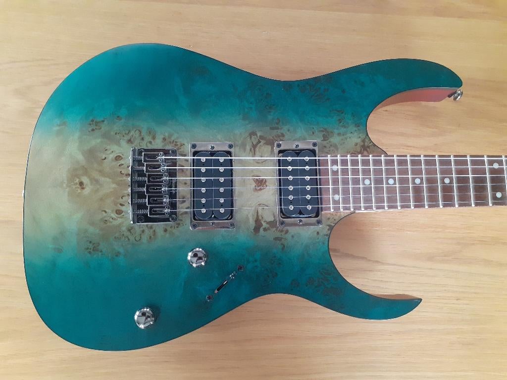 Ibanez RG421PB Caribbean Shoreline Flat incl. gigbag., Muziek en Instrumenten, Snaarinstrumenten | Gitaren | Elektrisch, Zo goed als nieuw